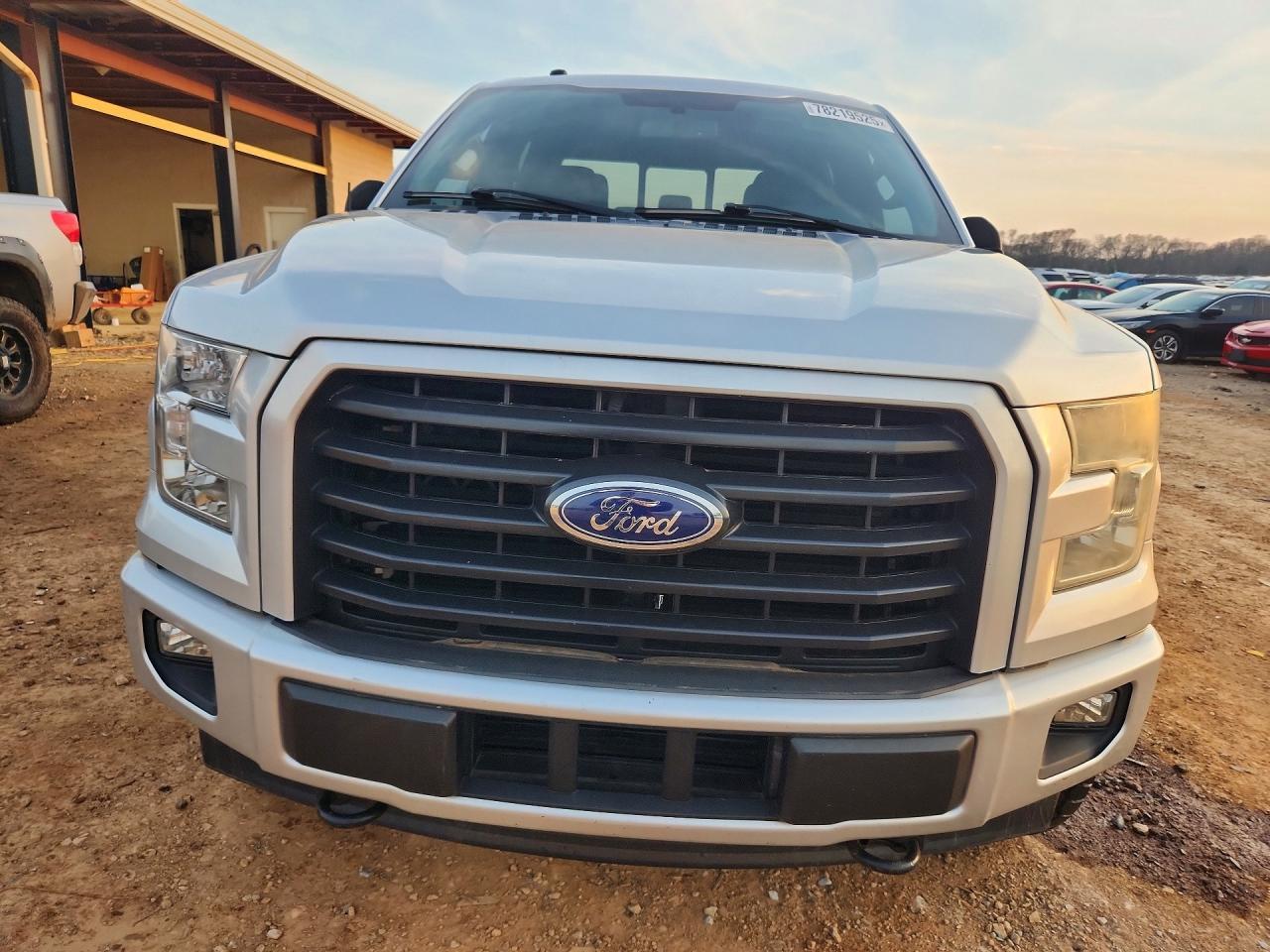 2017 Ford F150 Supercrew - Image 5