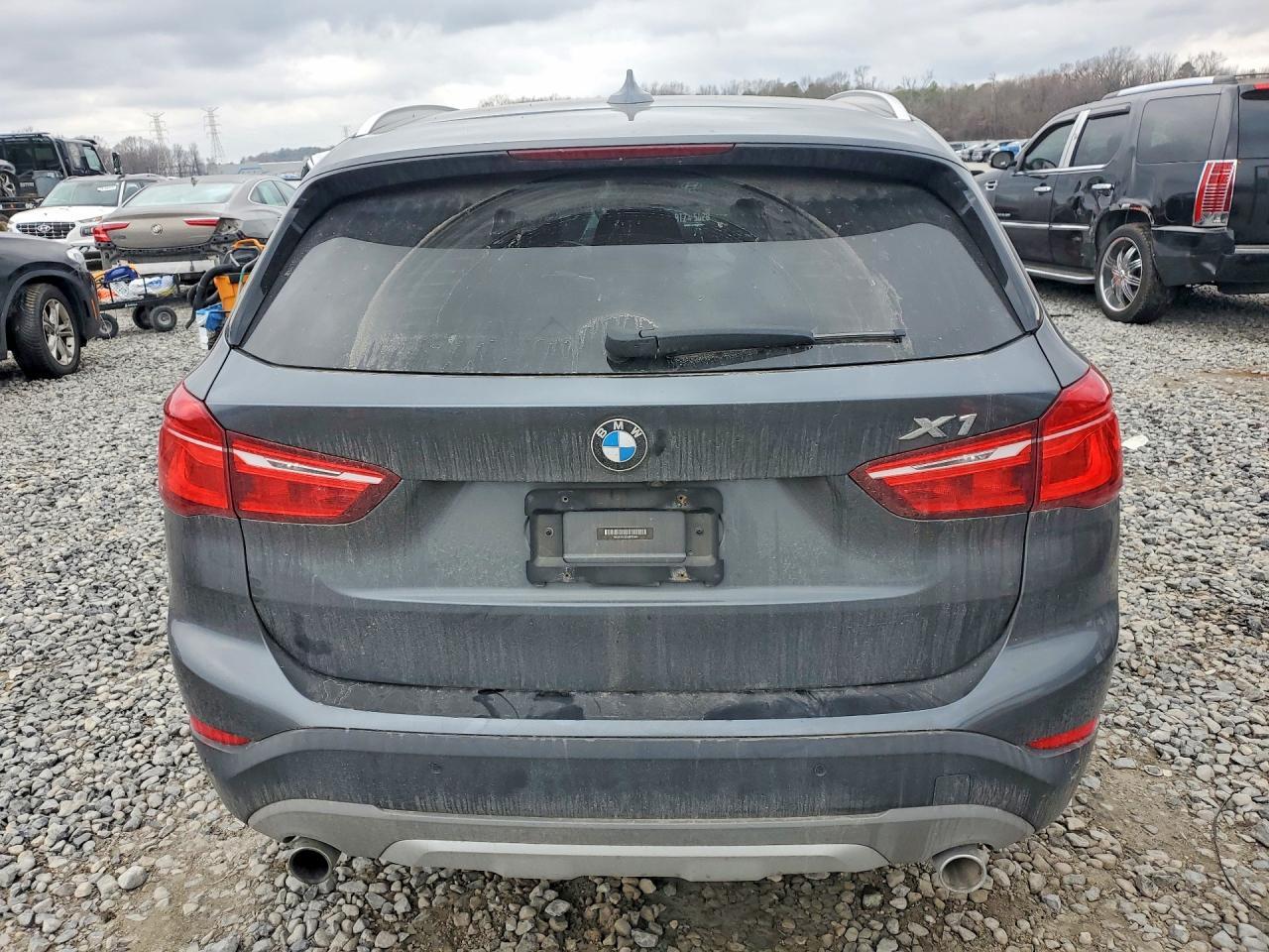 2016 BMW X1 - Фото 6