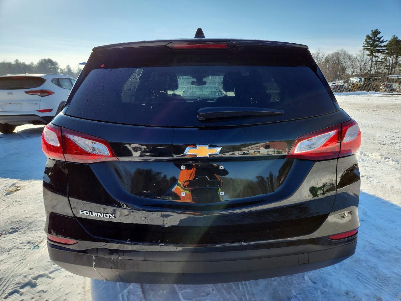 2020 Chevrolet Equinox Ls - Image 6