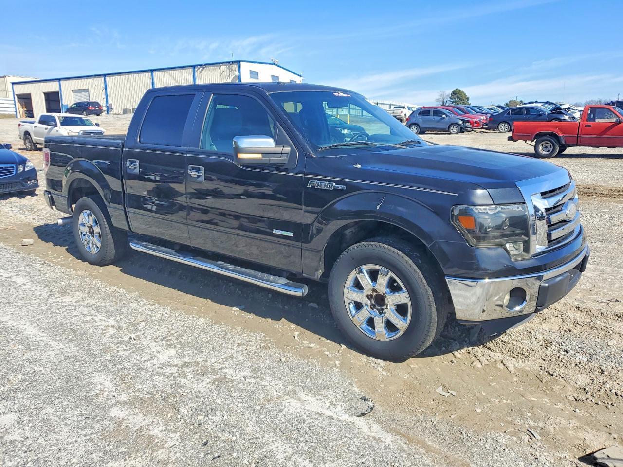 2011 Ford F150 Super Cab - Фото 4