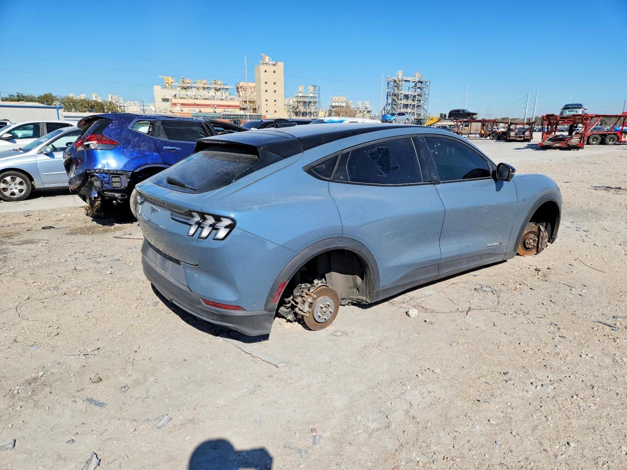 2024 Ford Mustang Mach-E Select - Image 3
