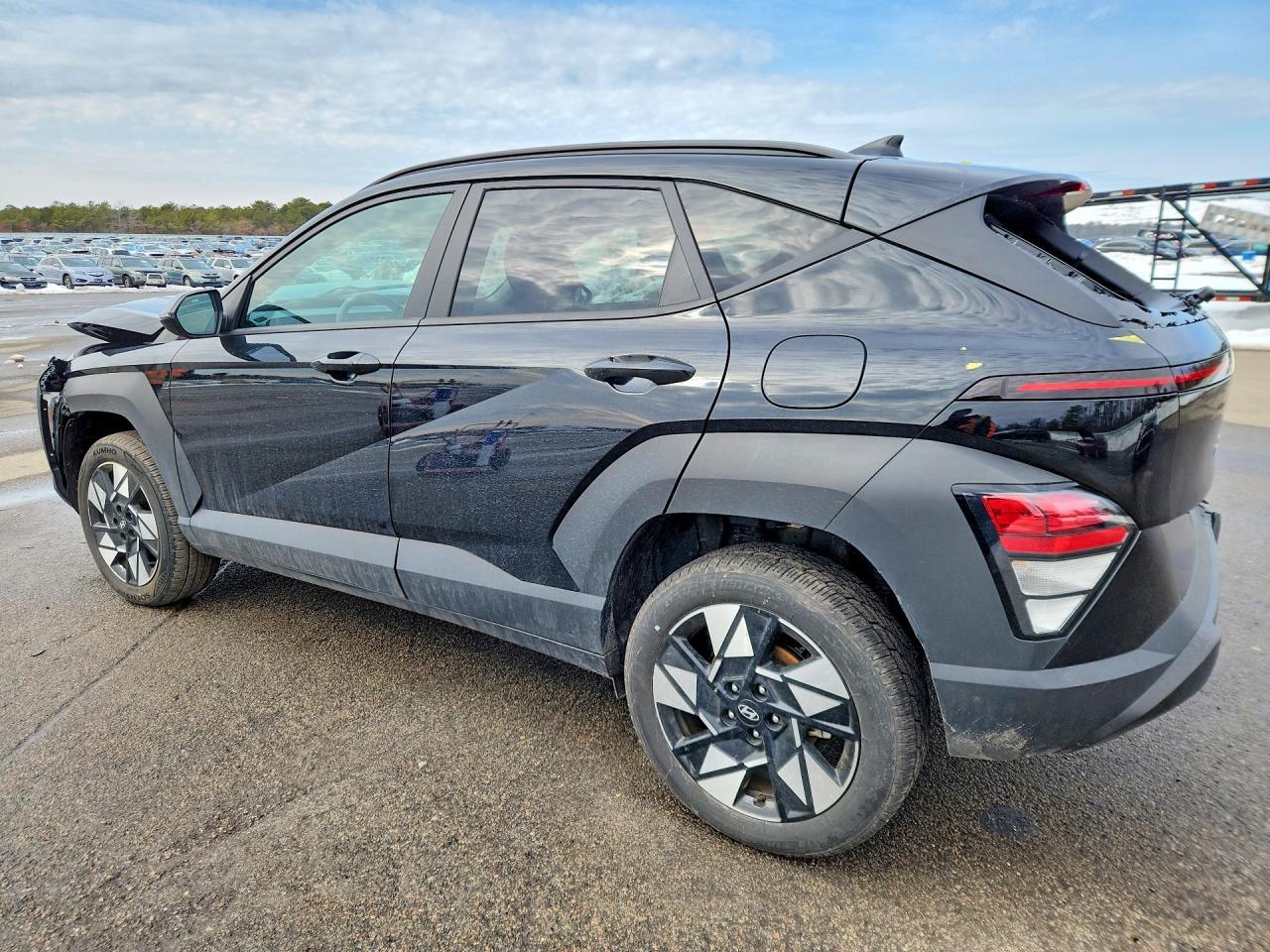 2024 Hyundai Kona Sel - Image 2