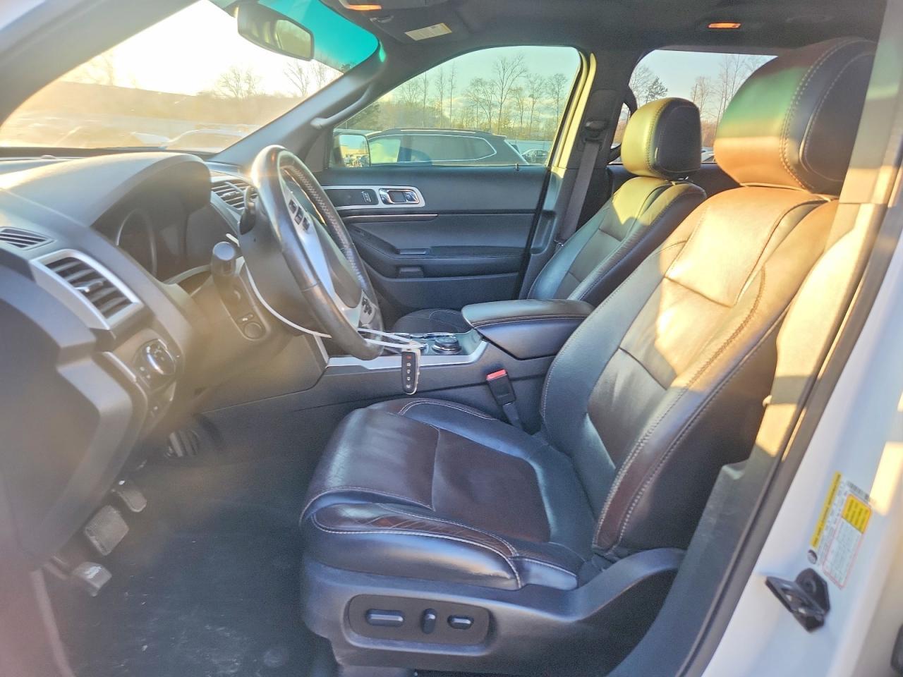 2015 Ford Explorer - Image 7