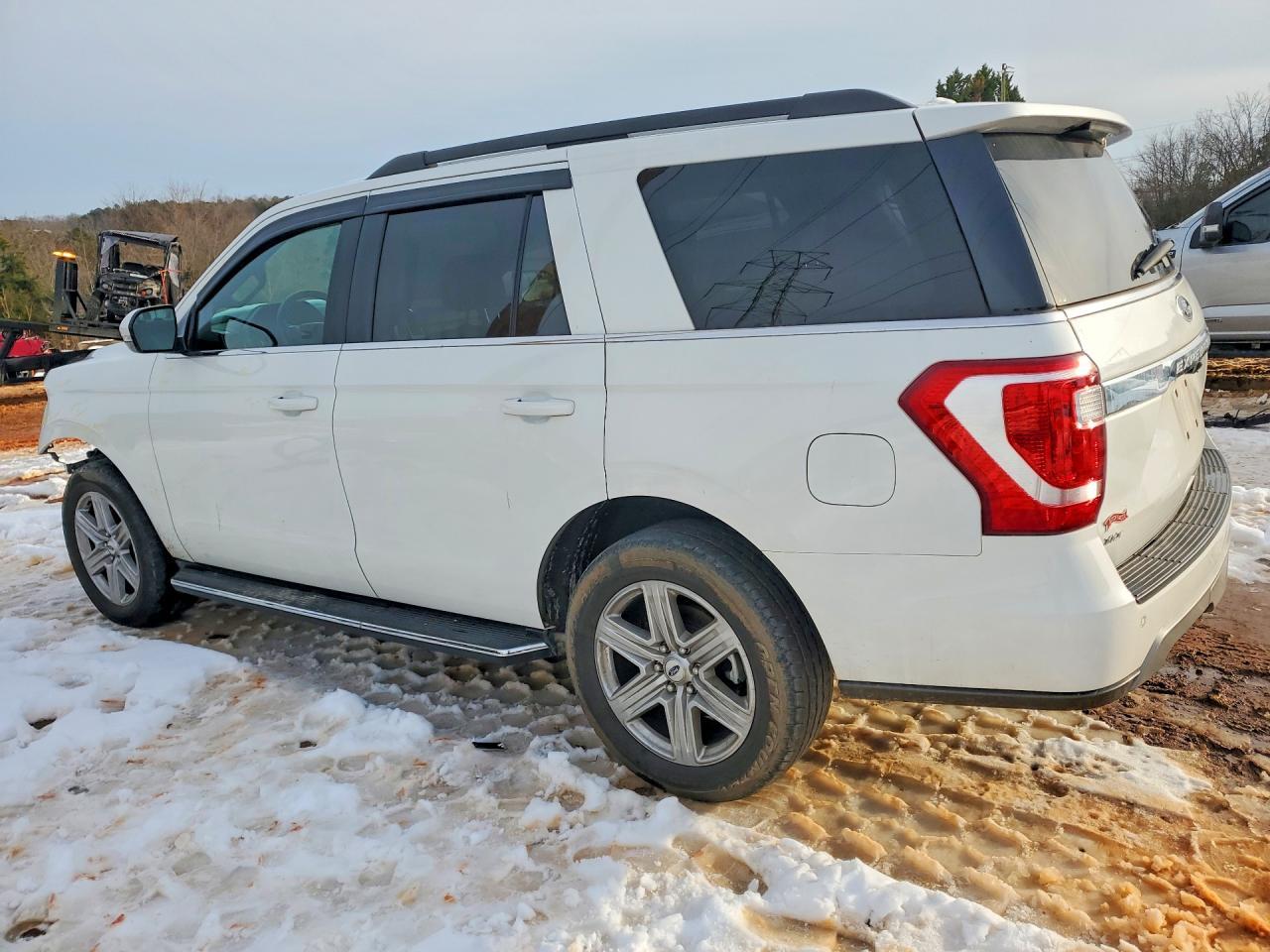 2021 Ford Expedition Xlt - Image 2