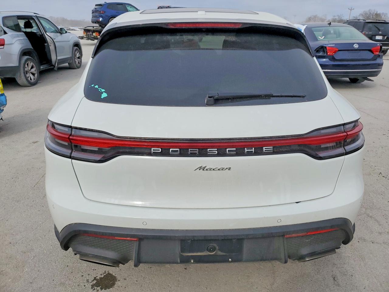 2024 Porsche Macan Base - Image 6