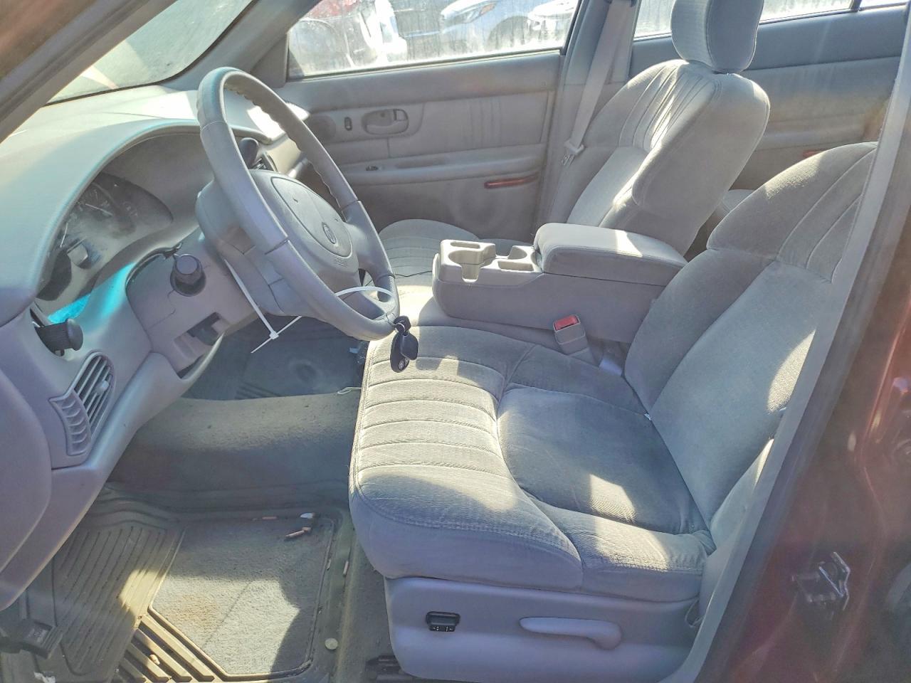 2002 Buick Century Custom - Фото 7