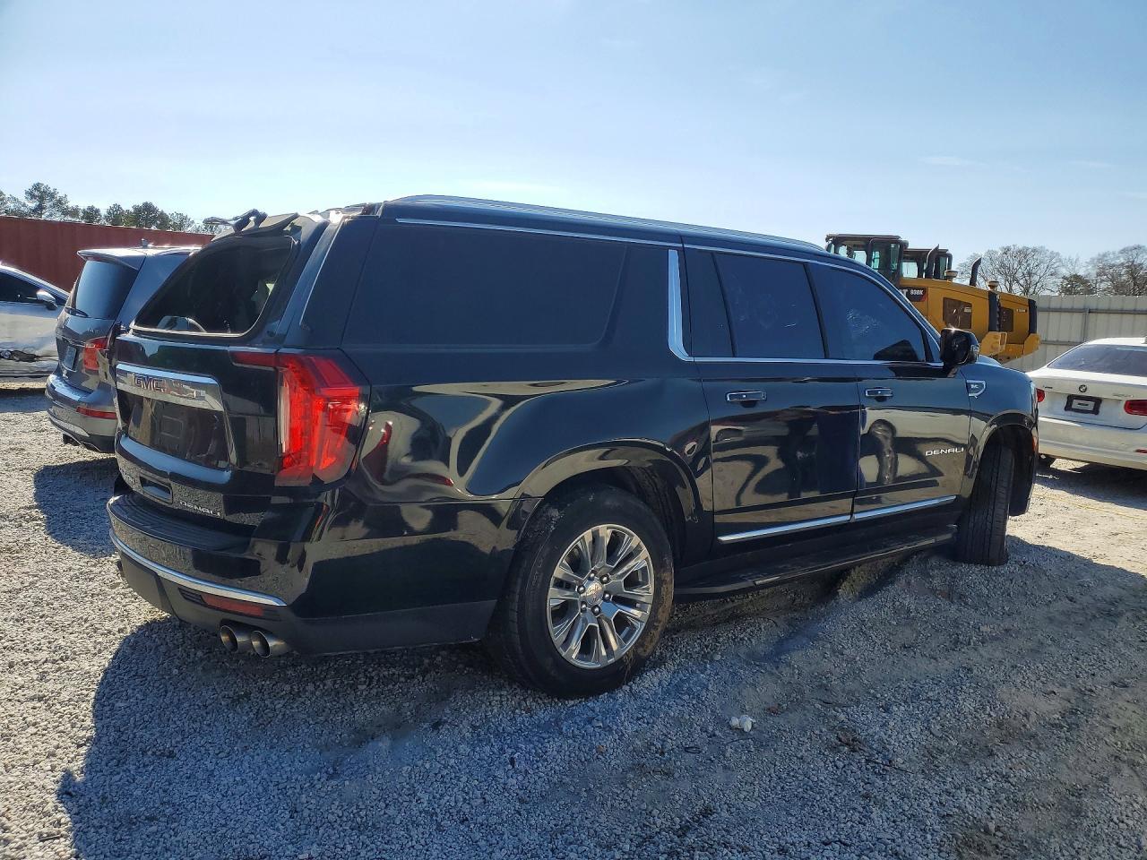 2023 GMC Yukon Xl Denali - Фото 3