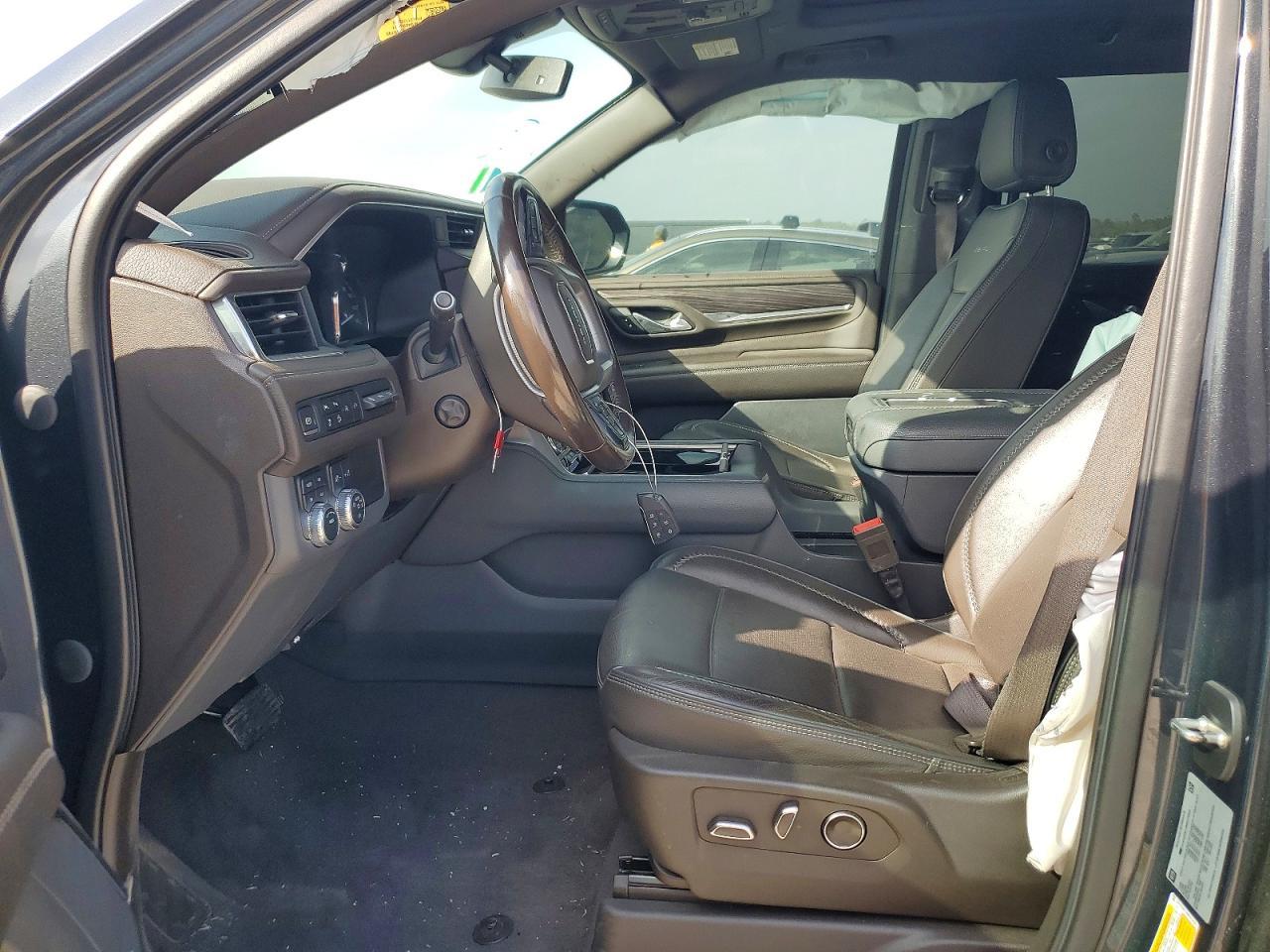 2021 GMC Yukon Denali - Image 7