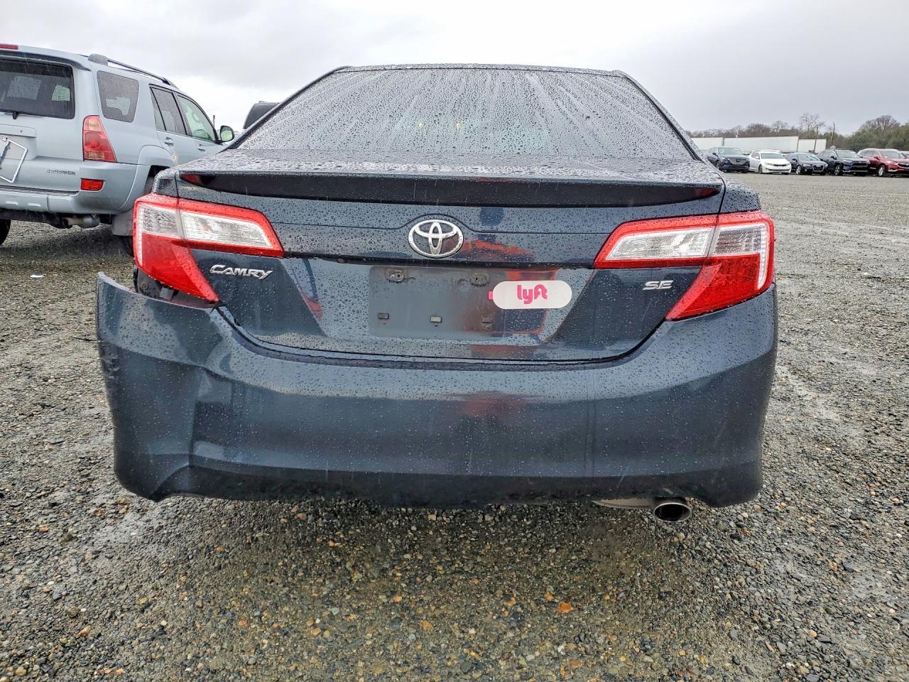 2014 Toyota Camry L - Фото 6