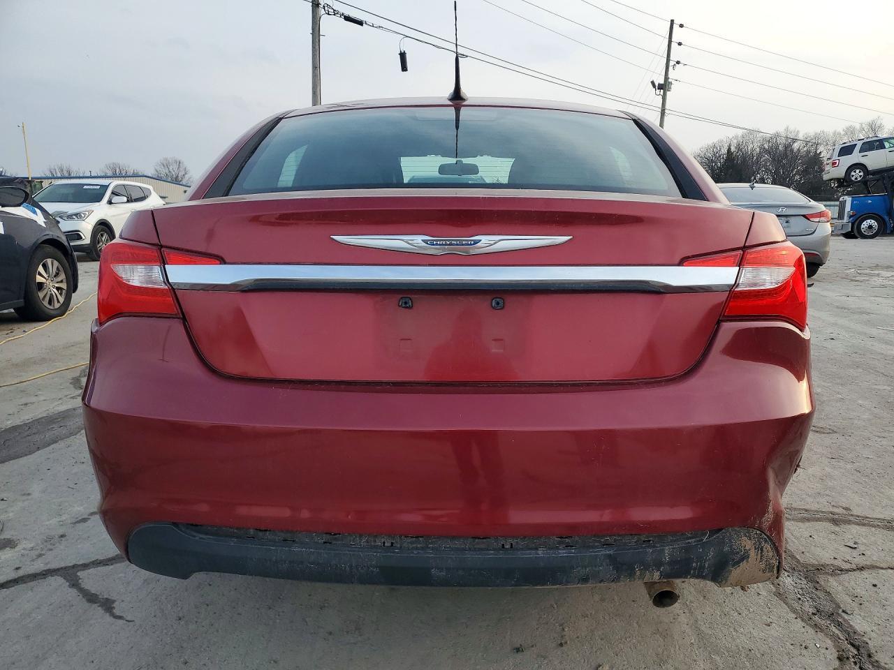 2011 Chrysler 200 Touring - Фото 6