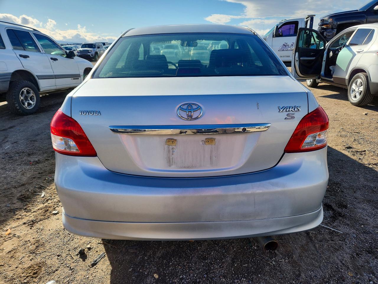 2008 Toyota Yaris - Фото 6