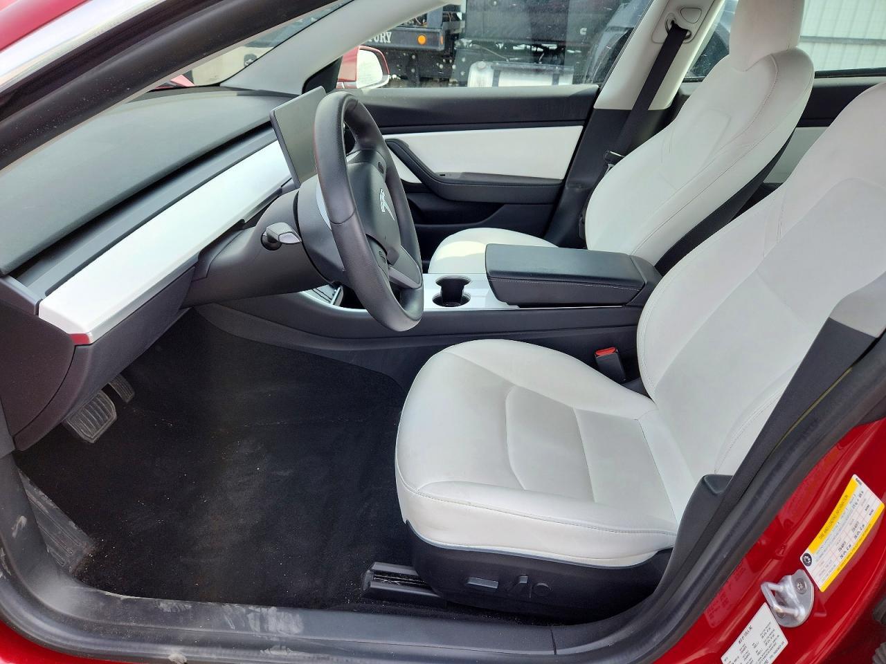 2019 Tesla Model 3 - Фото 7