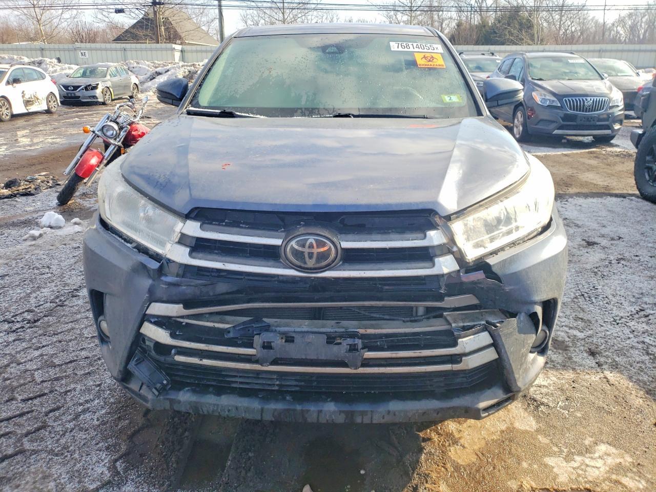 2018 Toyota Highlander Le Plus - Фото 5
