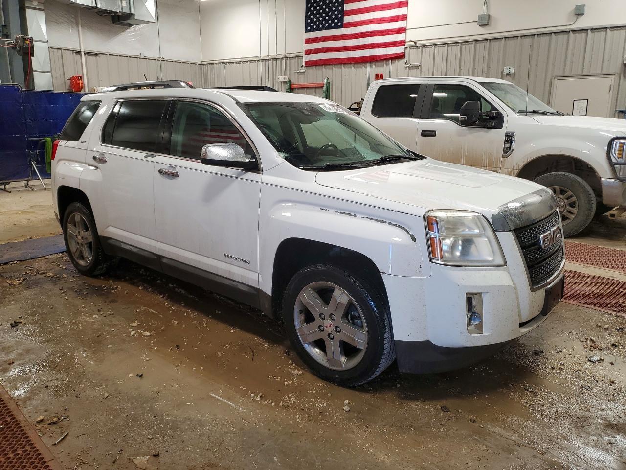 2013 GMC Terrain Slt - Image 4