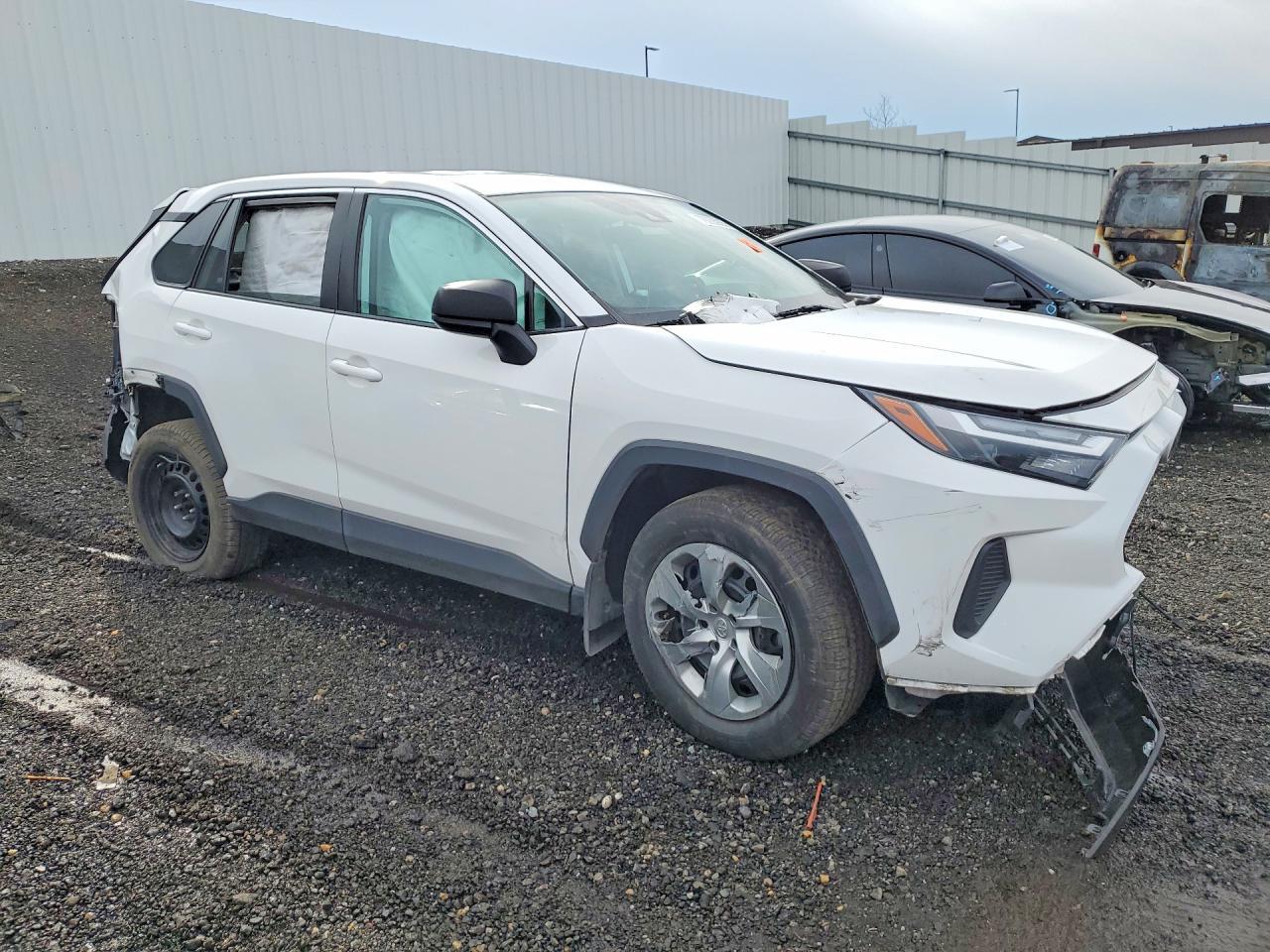 2023 Toyota Rav4 Le - Фото 4