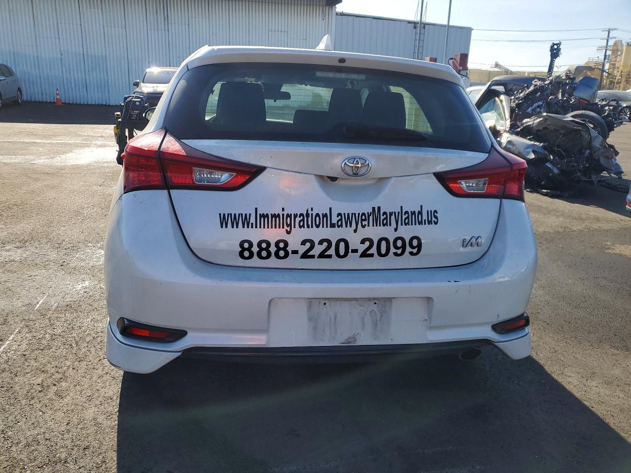 2018 Toyota Corolla Im - Image 6