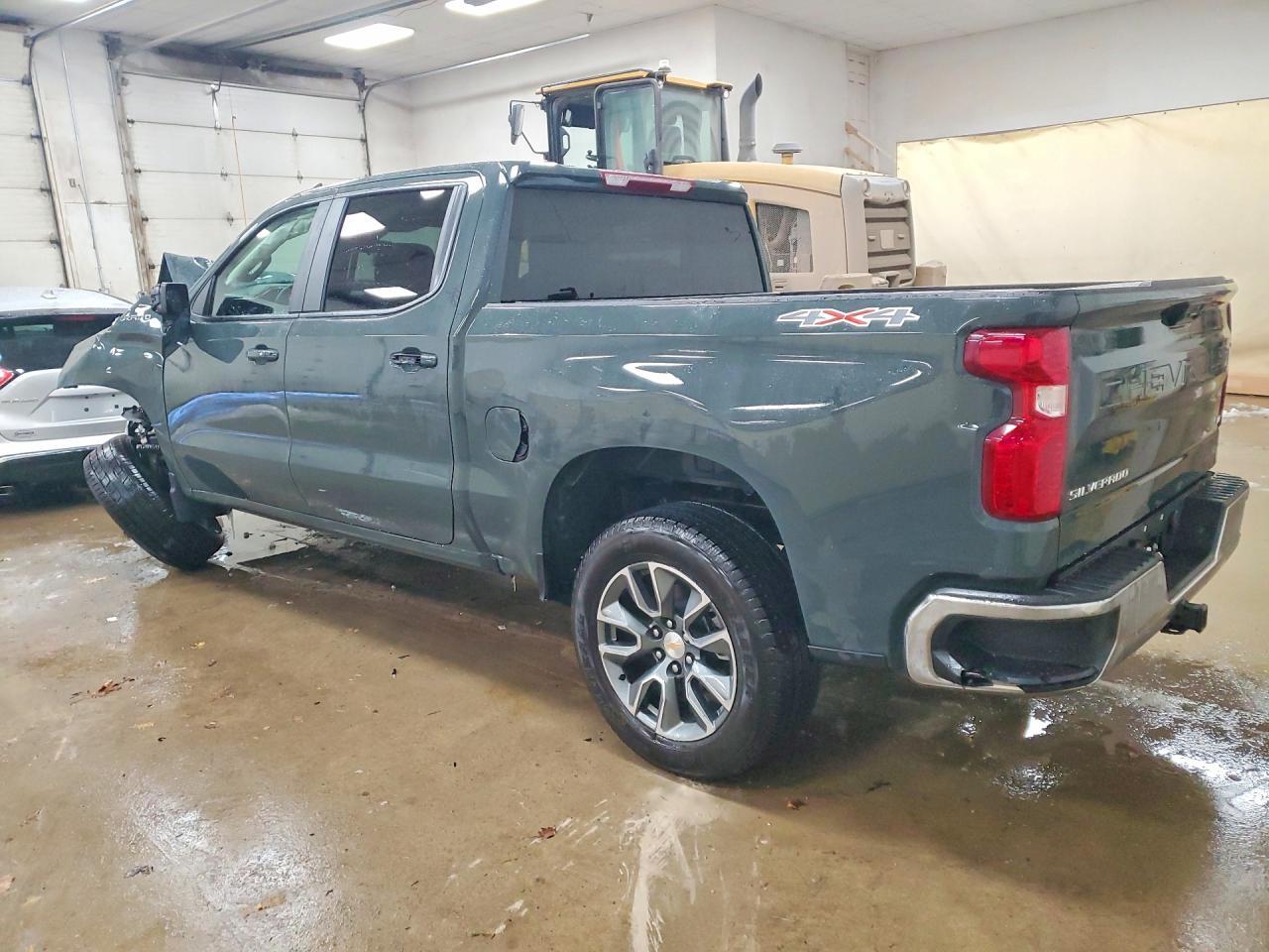 2026 Chevrolet Silverado K1500 Lt-L - Image 2
