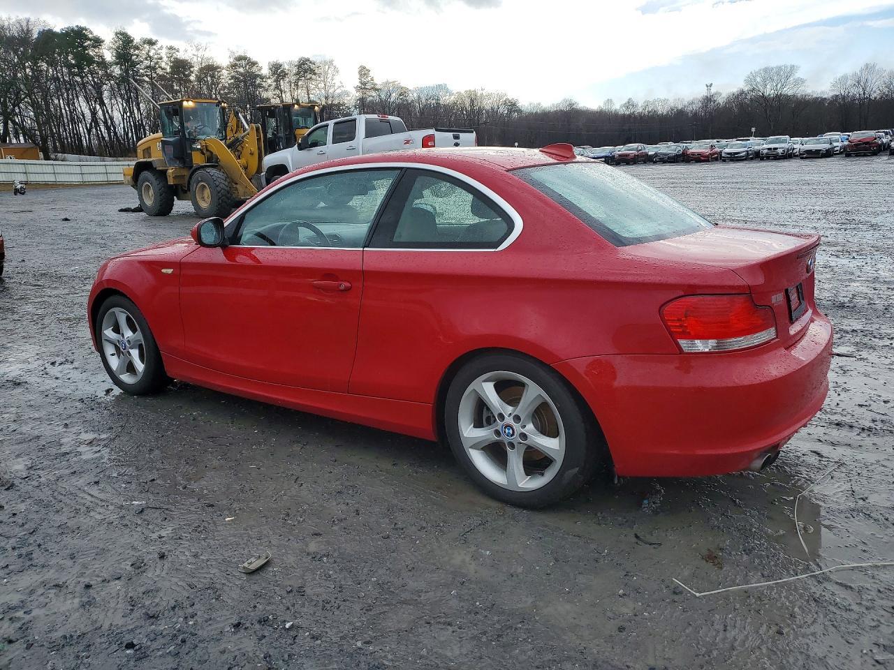 2011 BMW 128 I - Фото 2