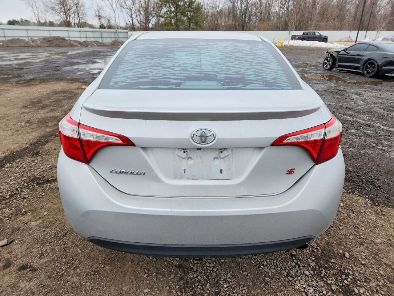 2015 Toyota Corolla L - Image 6