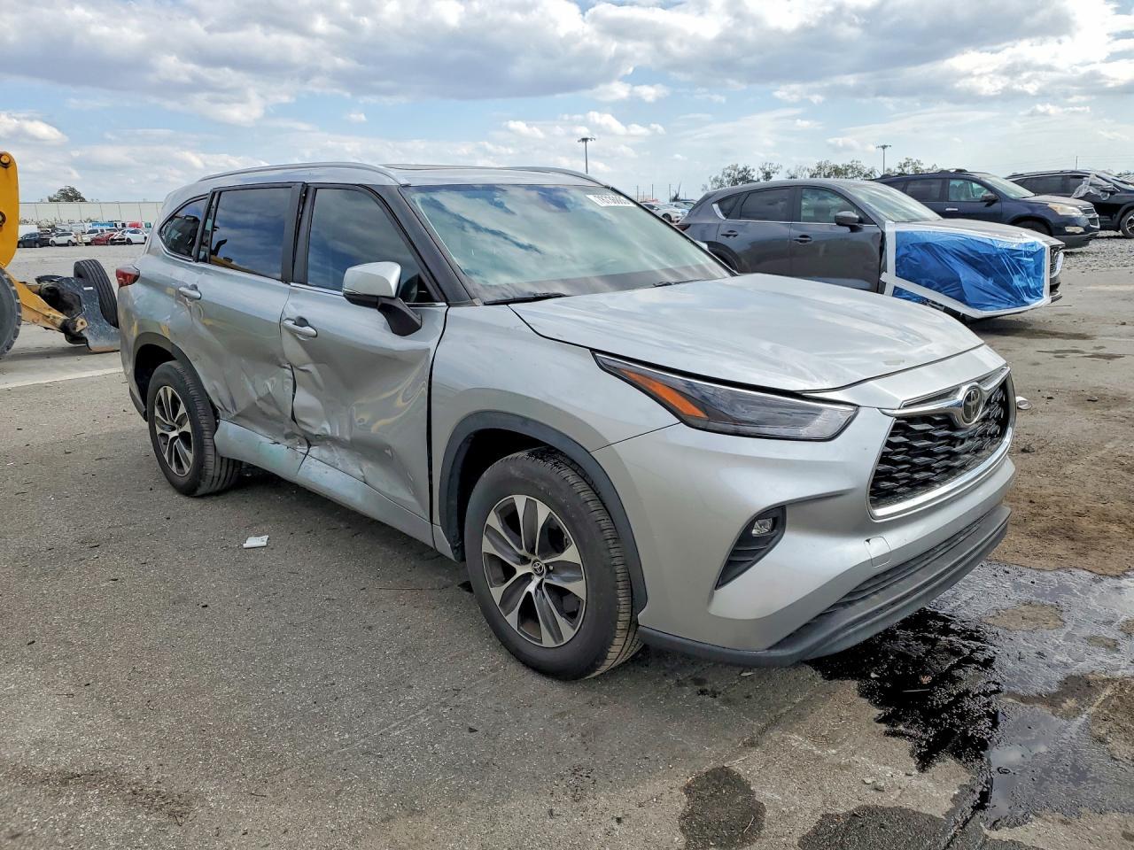 2023 Toyota Highlander Xle - Фото 4