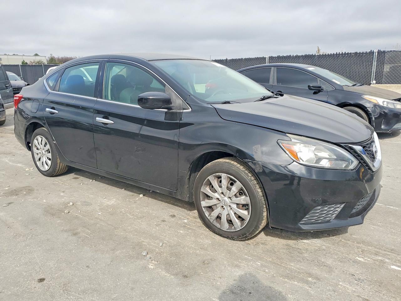 2019 Nissan Sentra S - Фото 4