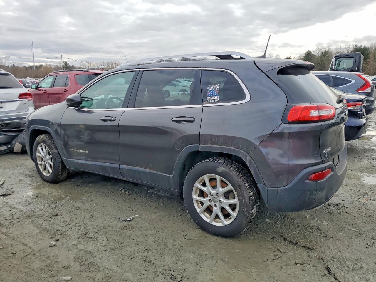 2017 Jeep Cherokee - Image 2