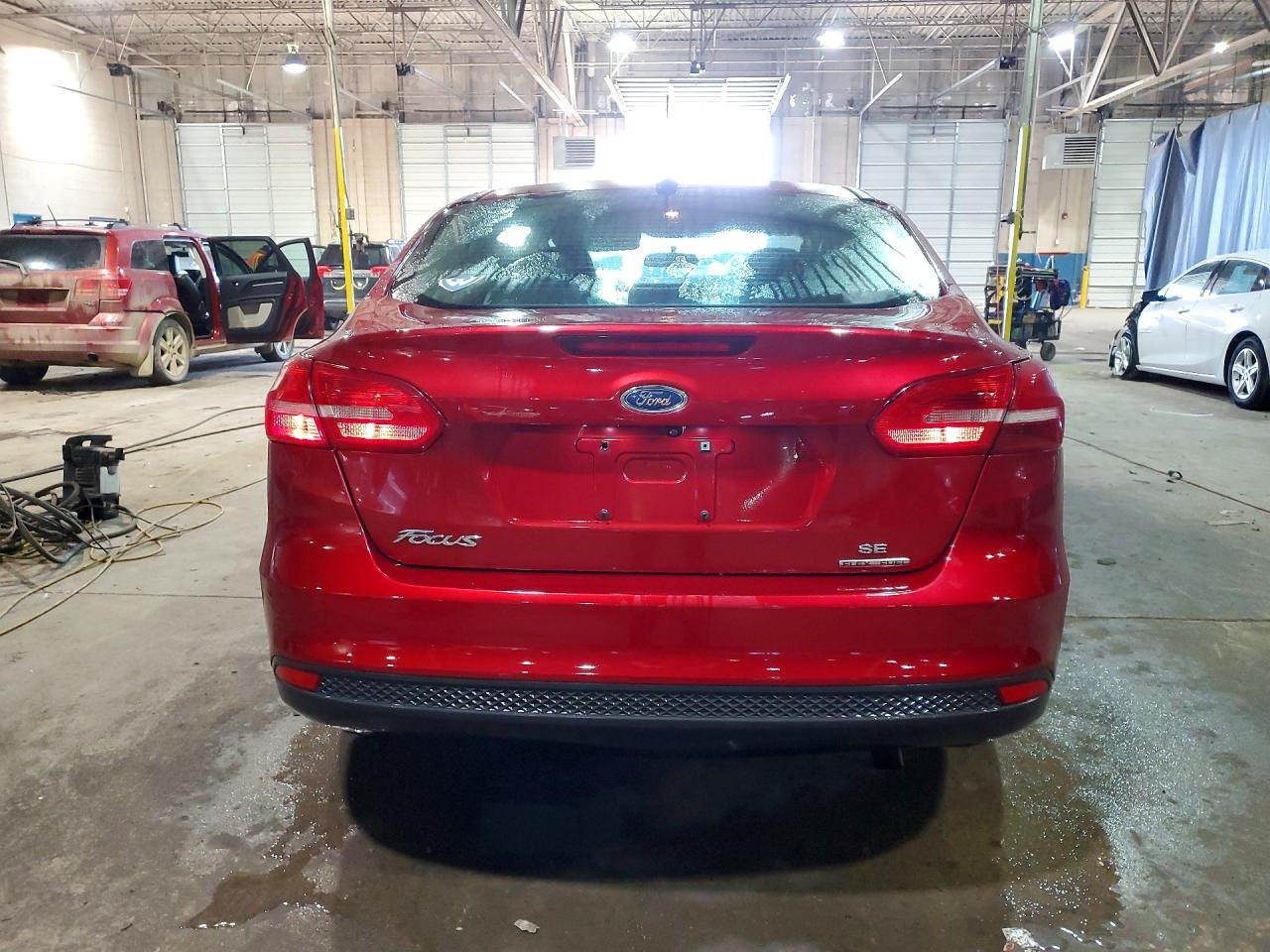 2016 Ford Focus Se - Фото 6