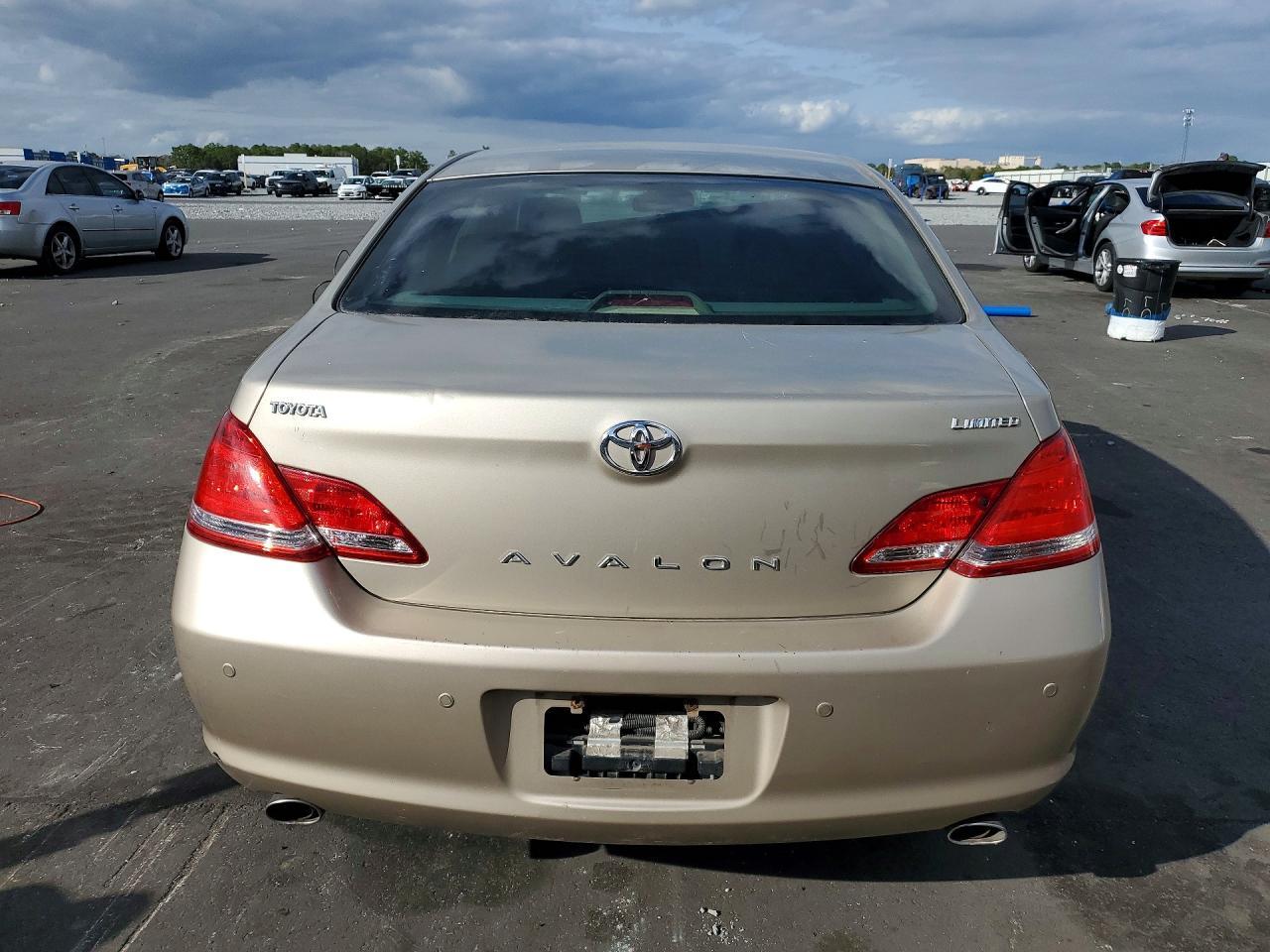 2006 Toyota Avalon - Фото 6