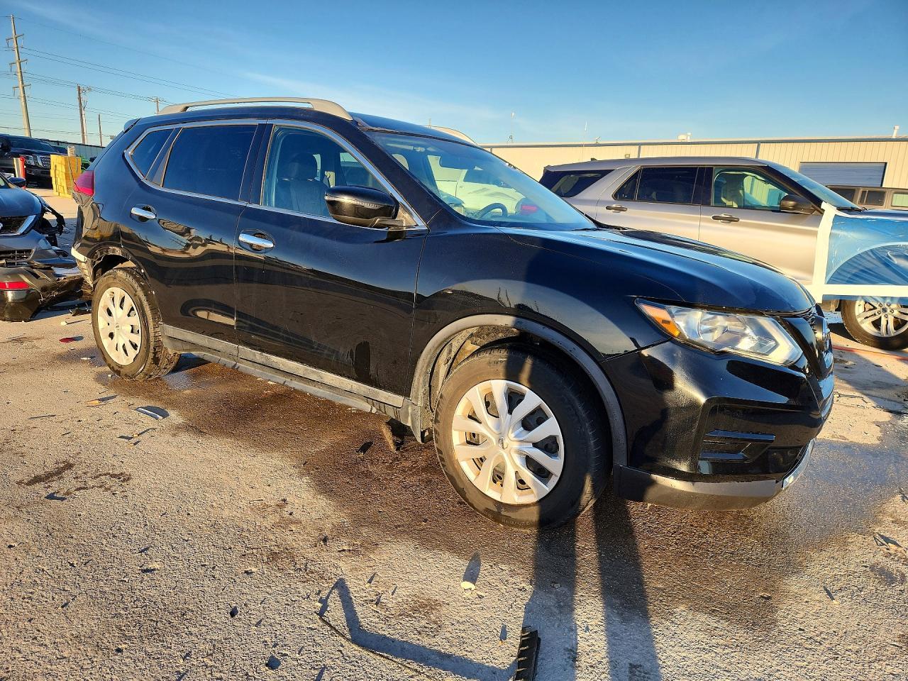 2017 Nissan Rogue S - Фото 4