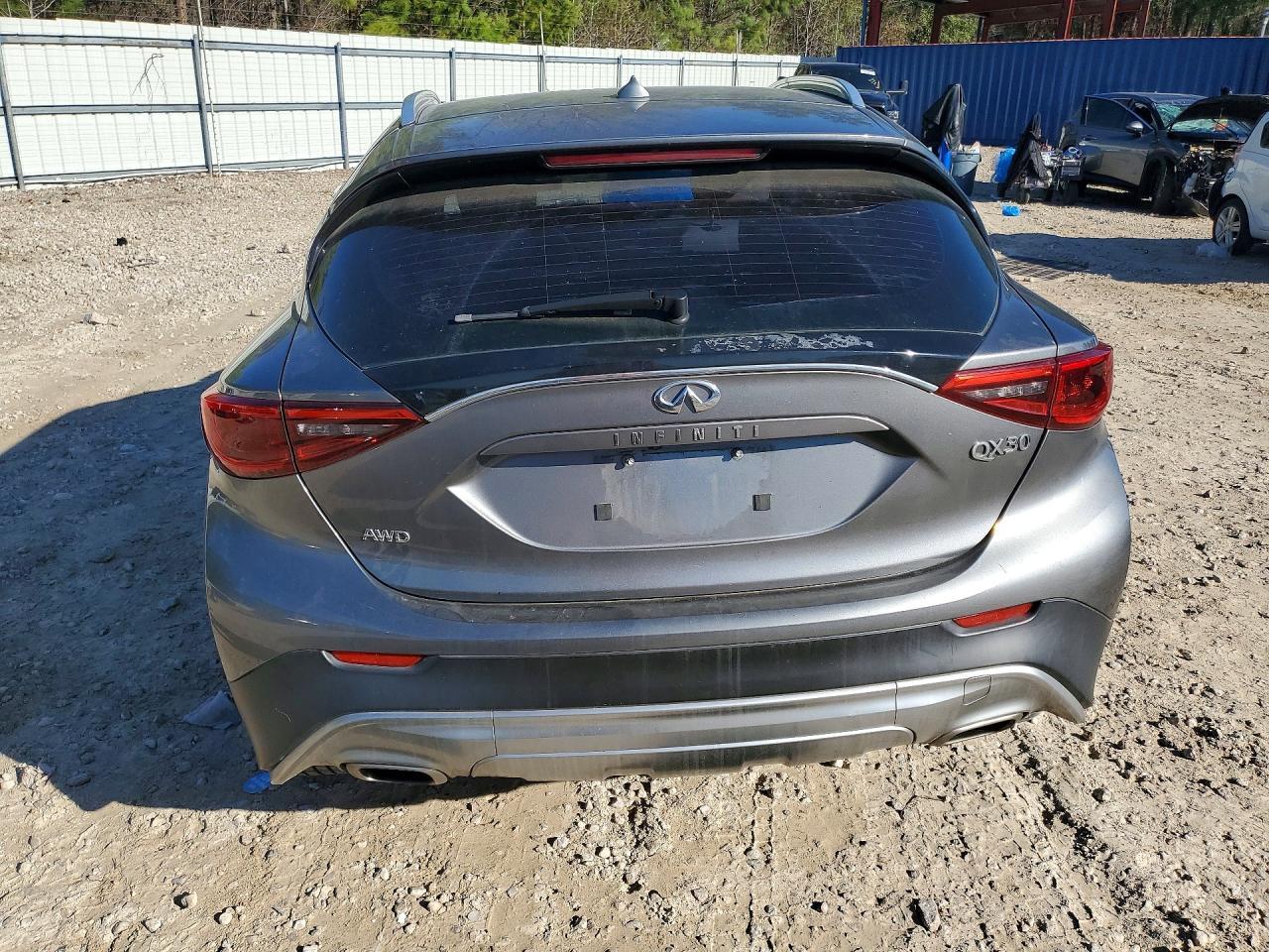 2018 Infiniti Qx30 Base - Фото 6