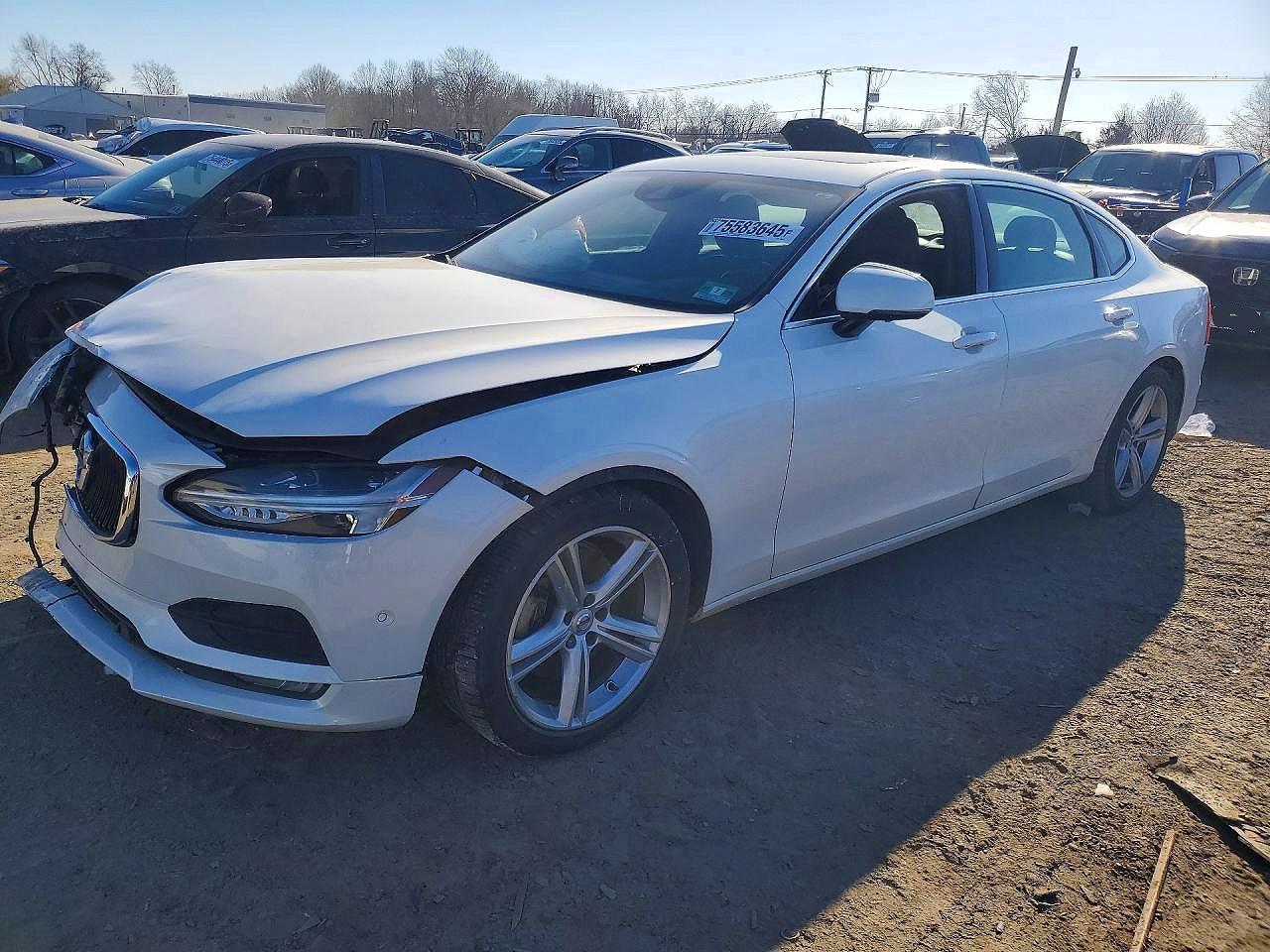 2018 Volvo S90 T5 Momentum