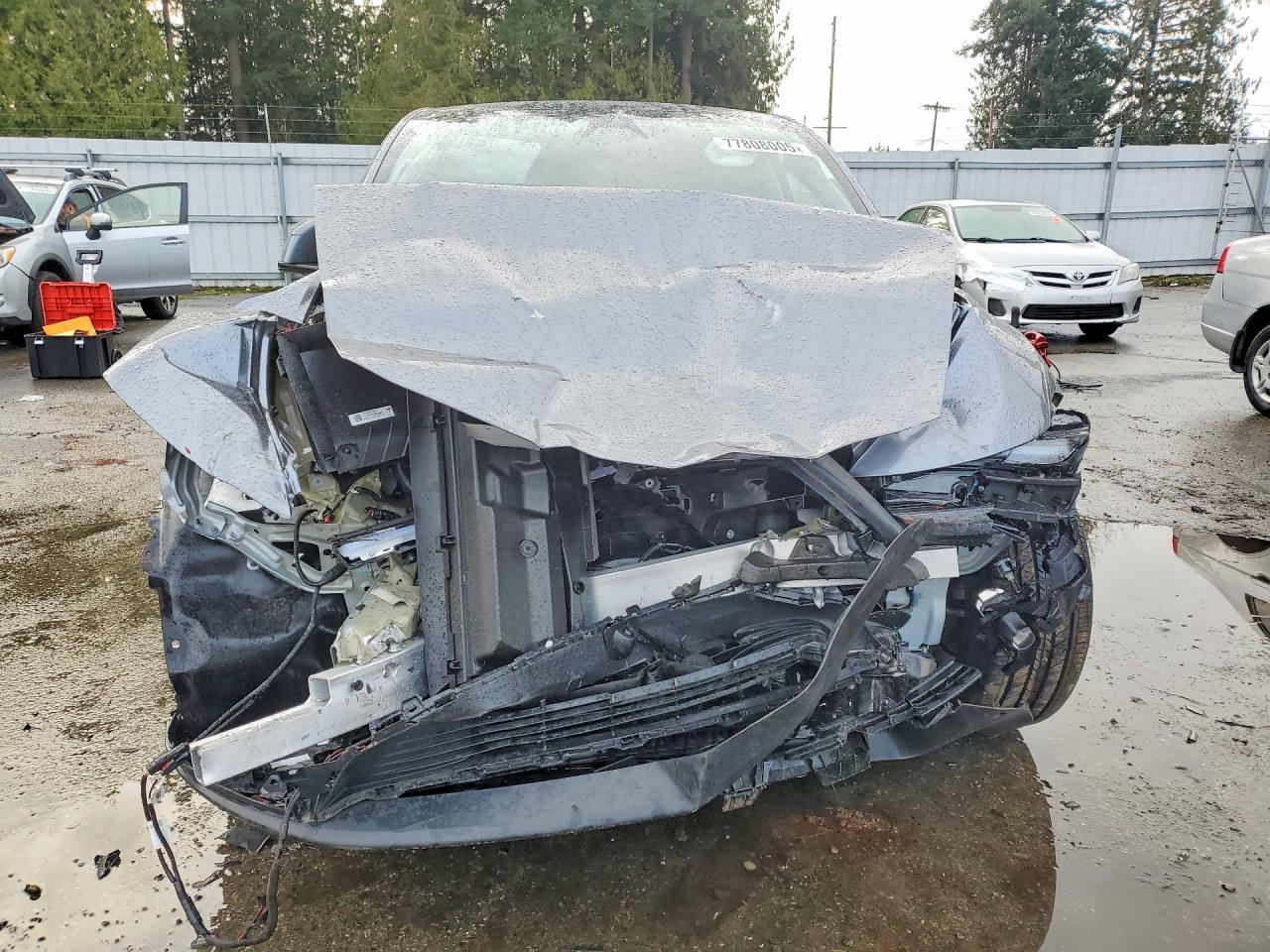2026 Tesla Model Y - Фото 5