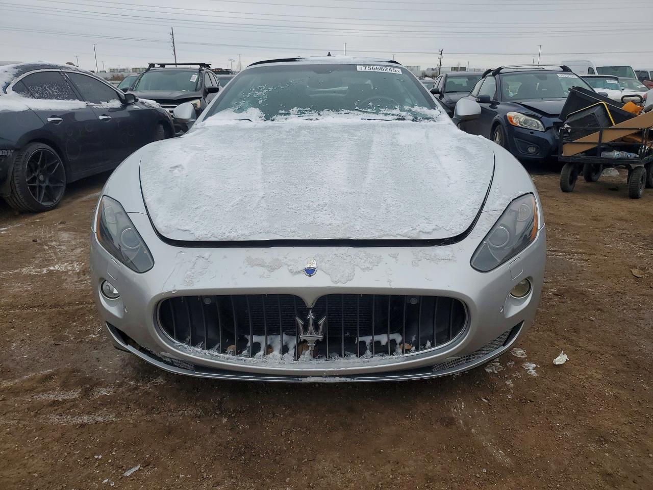 2011 Maserati Granturismo S - Фото 5