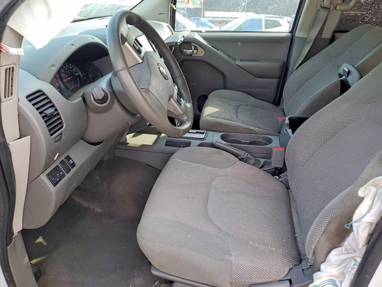 2019 Nissan Frontier S - Image 7