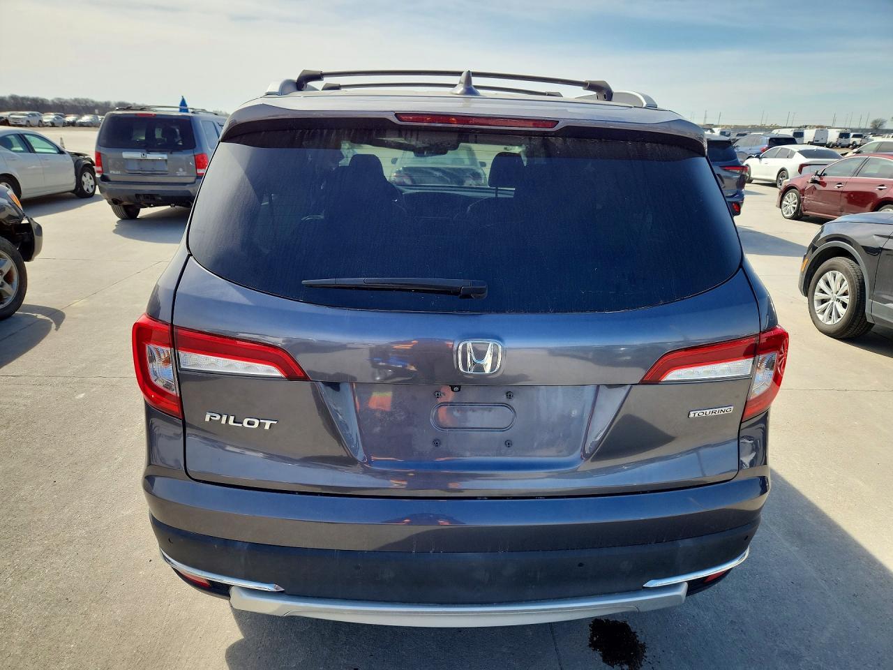 2020 Honda Pilot Touring - Image 6