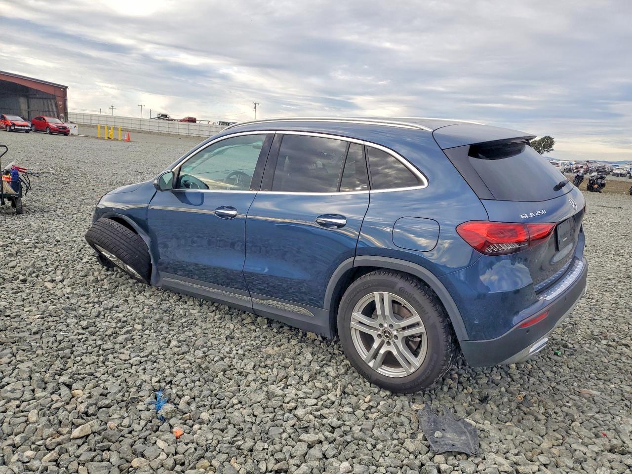 2023 Mercedes-Benz Gla 250 - Фото 2