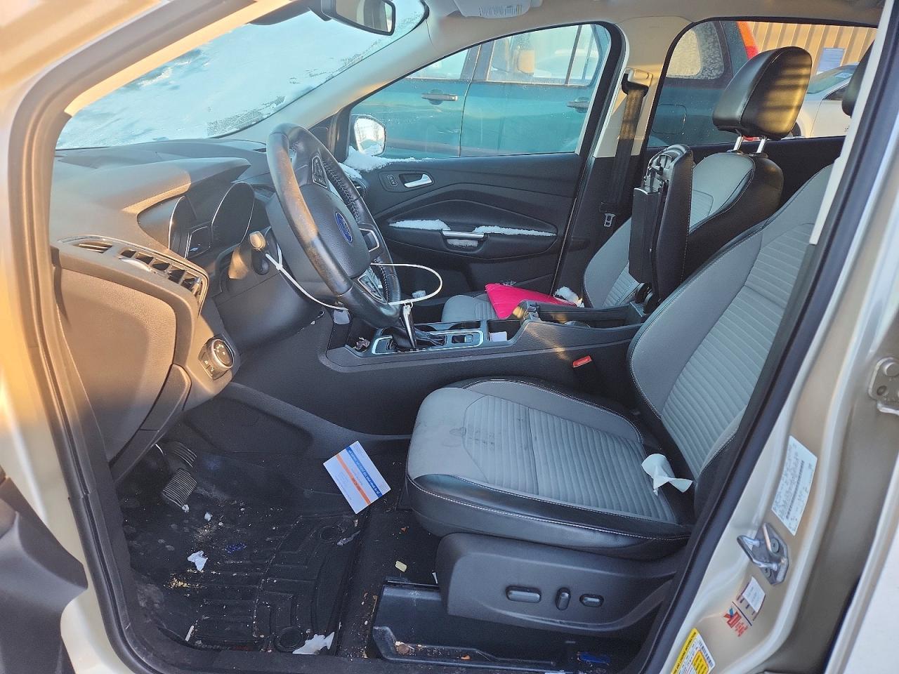 2017 Ford Escape Titanium - Image 7