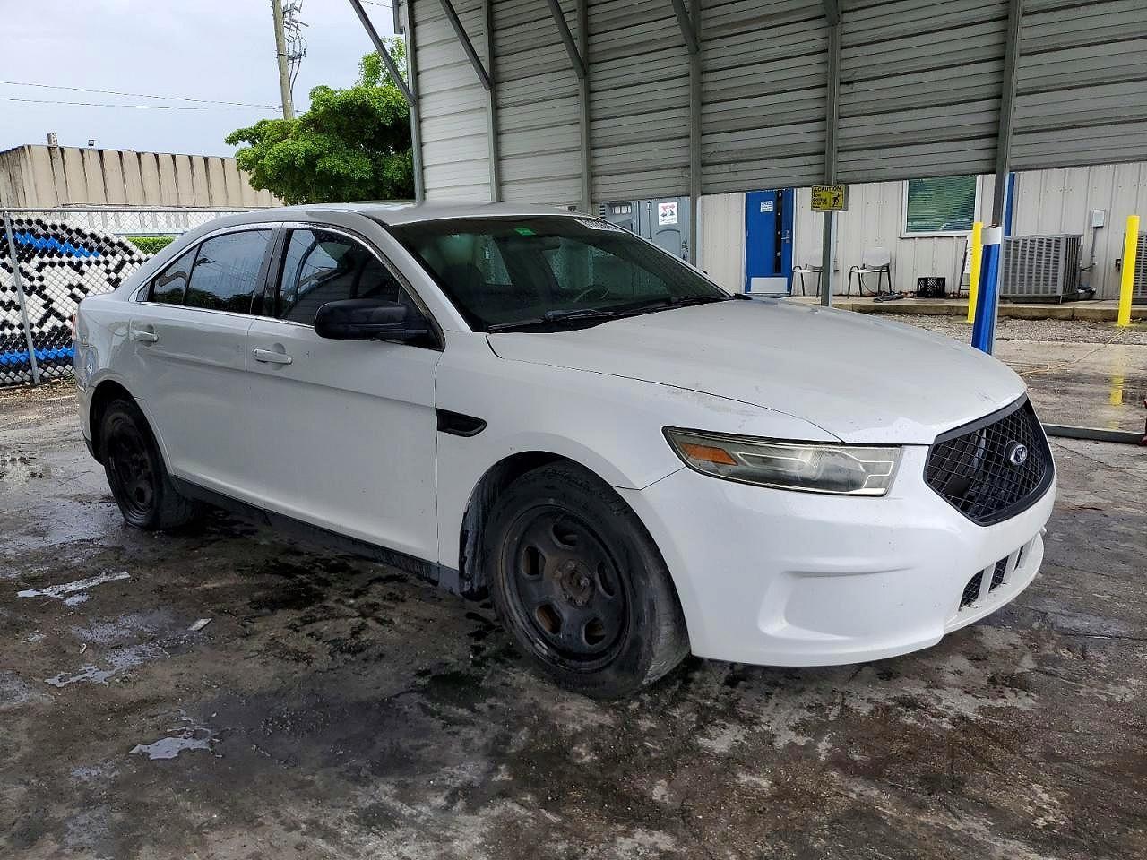 2014 Ford Taurus Police Interceptor - Image 4