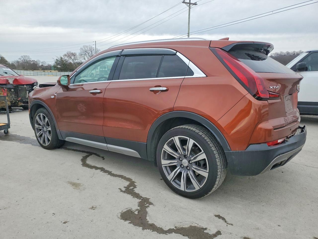2019 Cadillac Xt4 - Фото 2