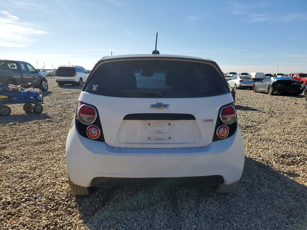 2015 Chevrolet Sonic Lt - Image 6