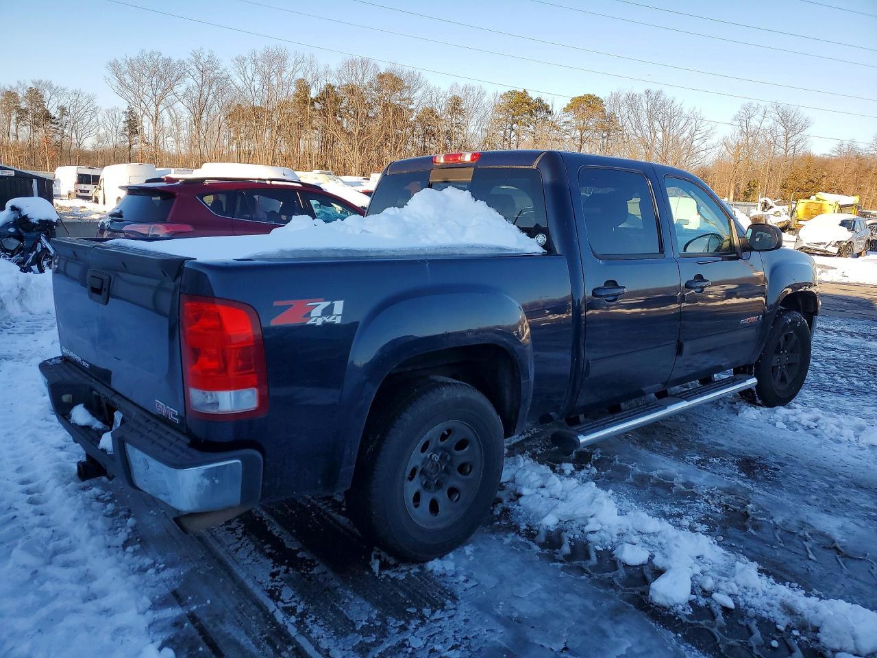2007 GMC New Sierra K1500 - Фото 3
