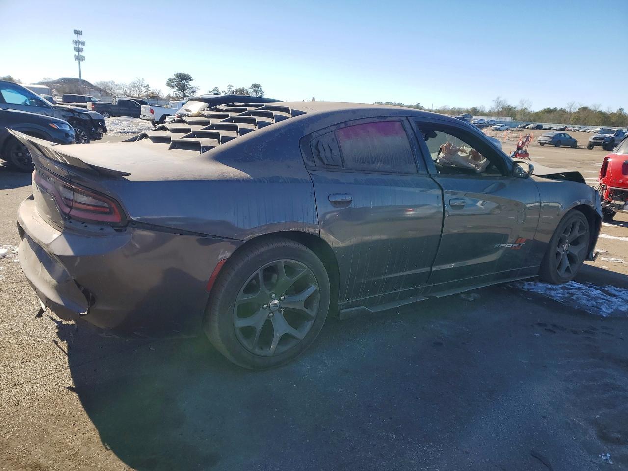 2016 Dodge Charger Se - Image 3