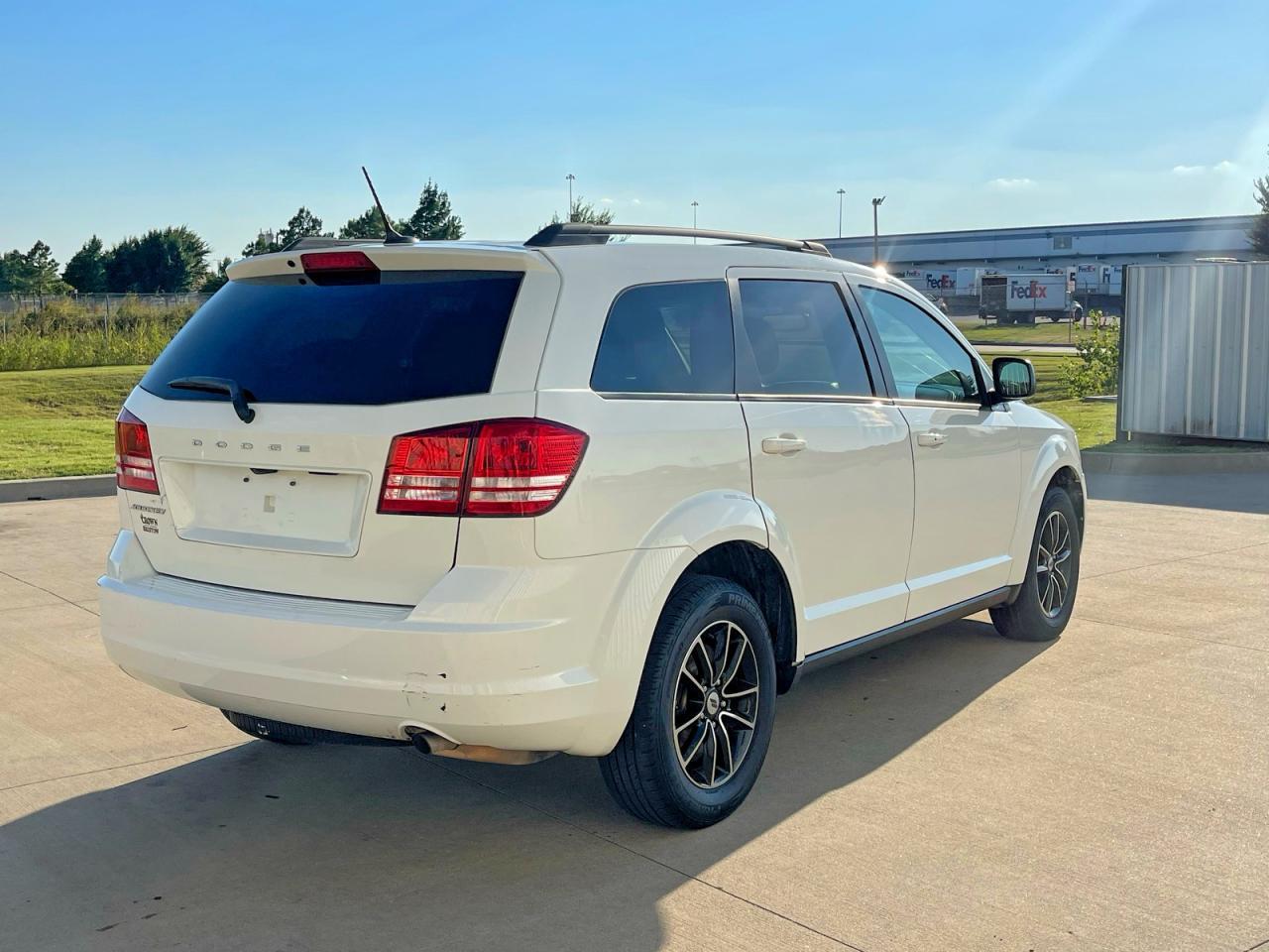 2018 Dodg Journey Se White - Фото 4