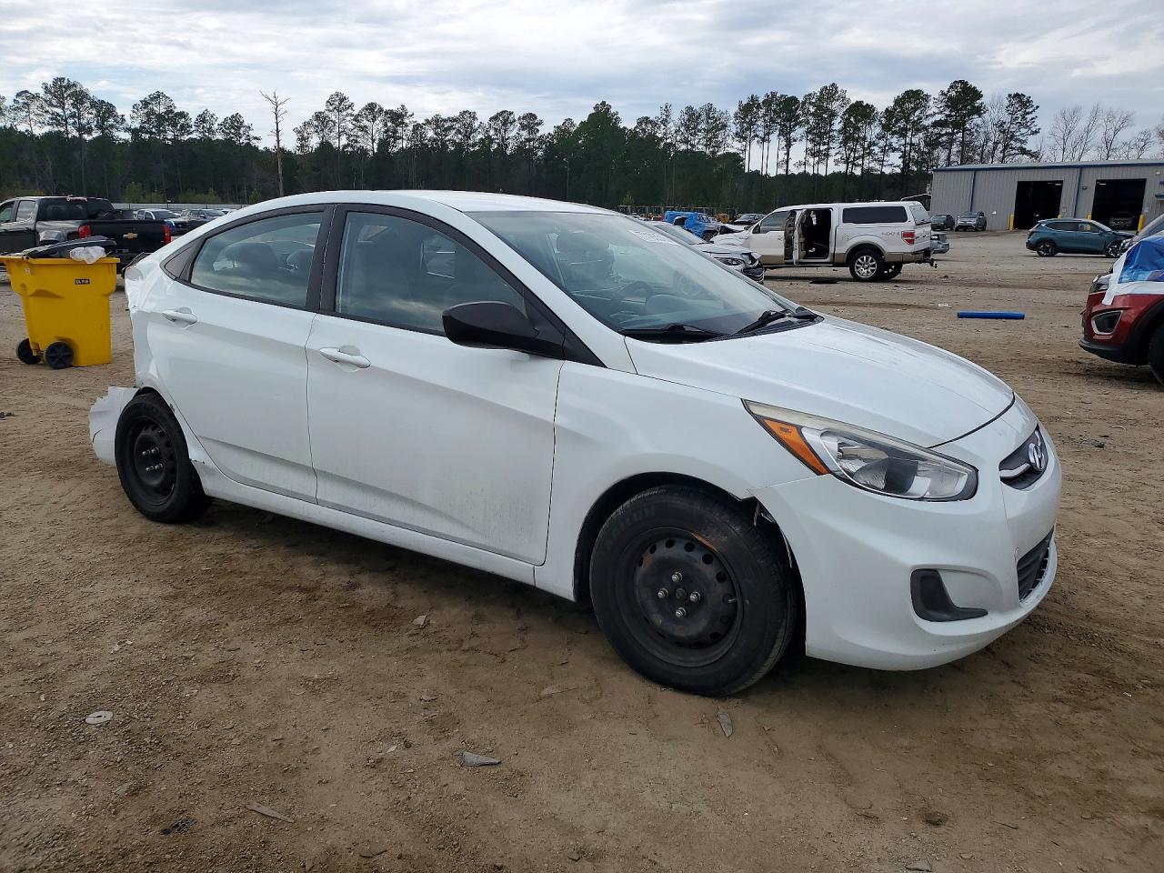 2017 Hyundai Accent Se - Image 4