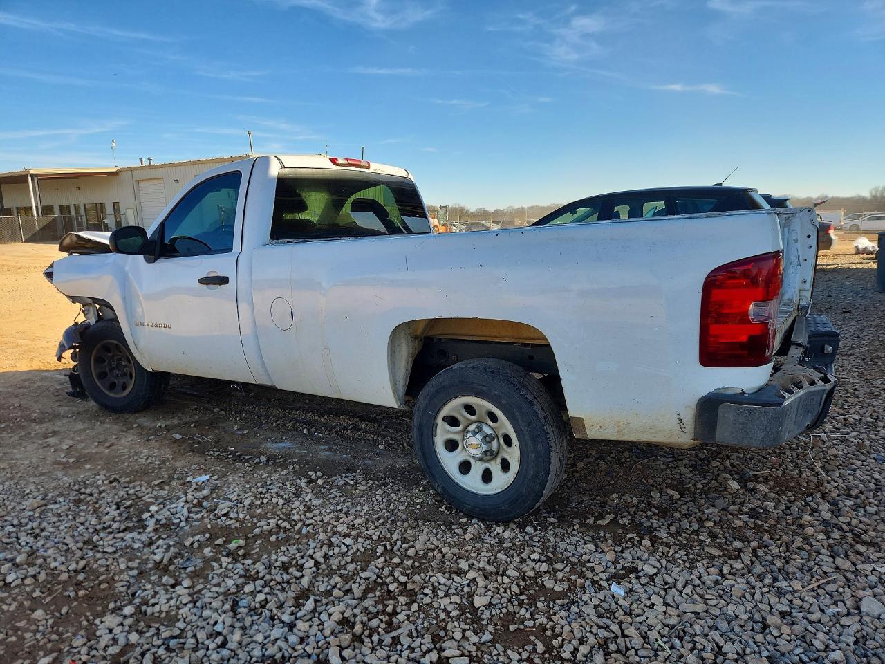 2008 Chevrolet Silverado C1500 - Image 2