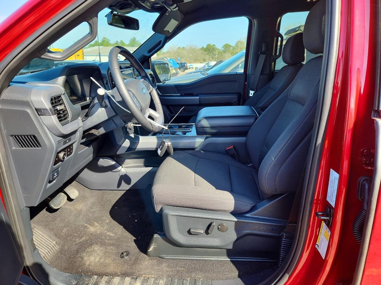 2025 Ford F150 Xlt - Image 7