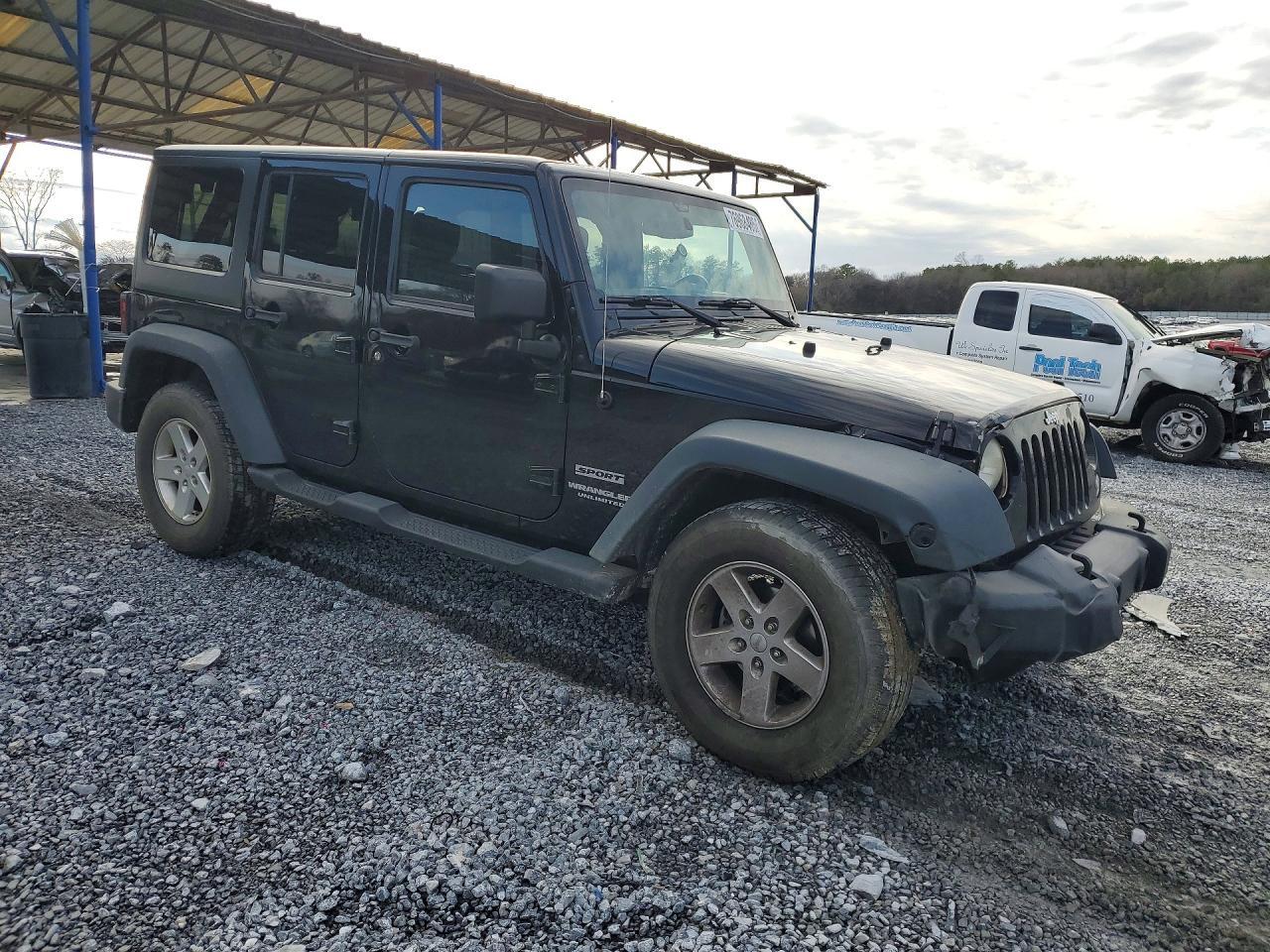 2015 Jeep Wrangler Unlimited Sport - Фото 4