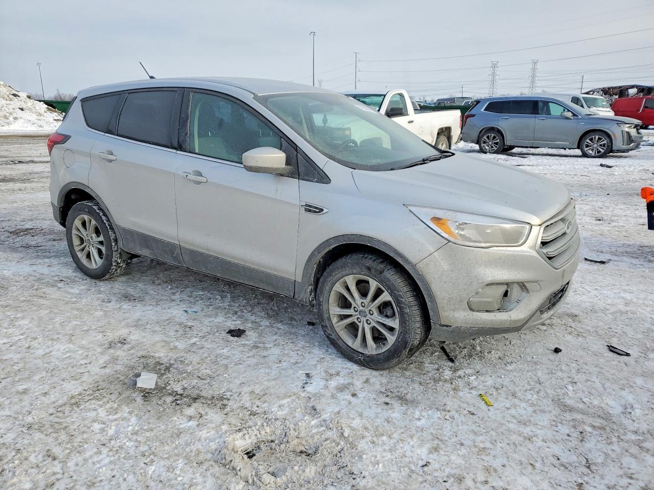 2019 Ford Escape Se - Фото 4