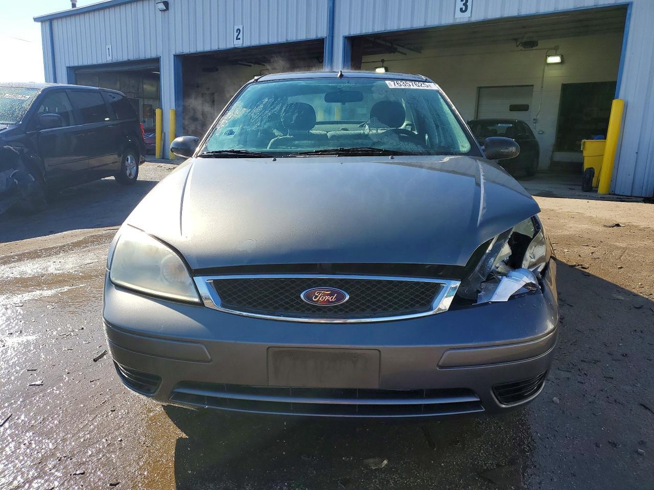 2007 Ford Focus Zx4 - Фото 5