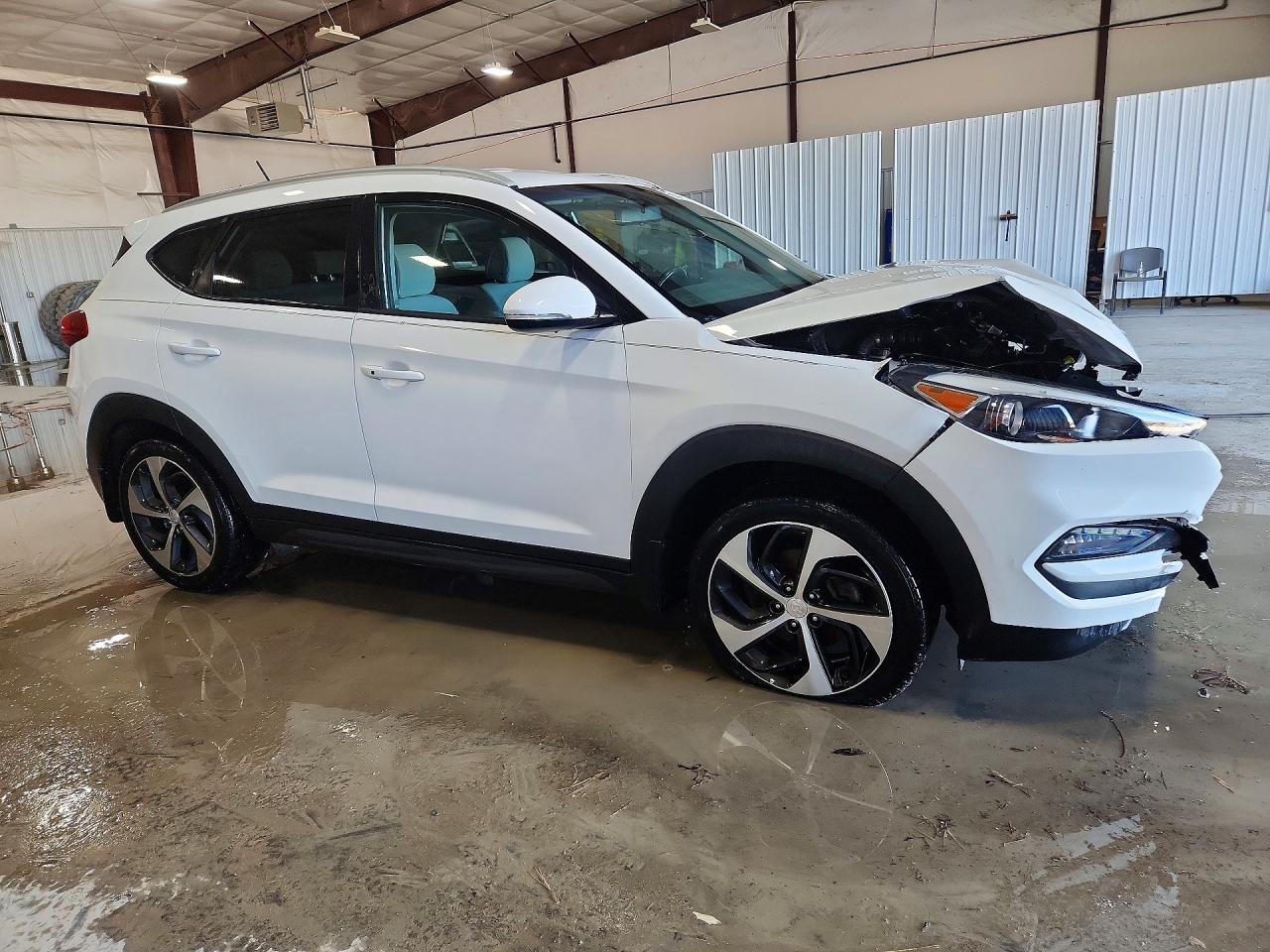 2016 Hyundai Tucson Sport - Image 4